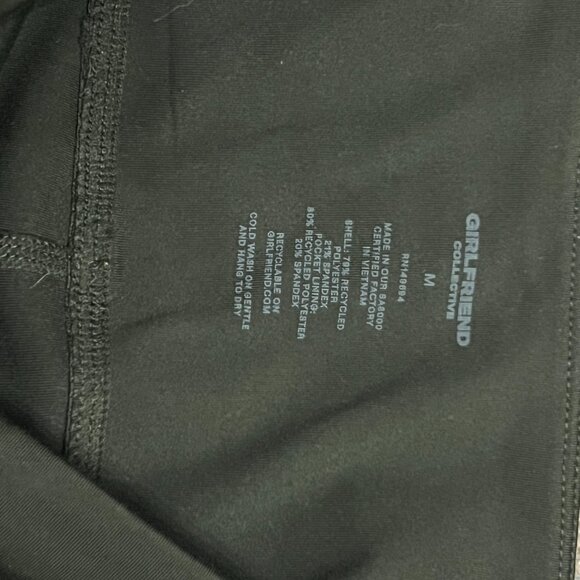 LOT of 6 Girlfriend Collective leggings & bike shorts - Picture 3 of 5